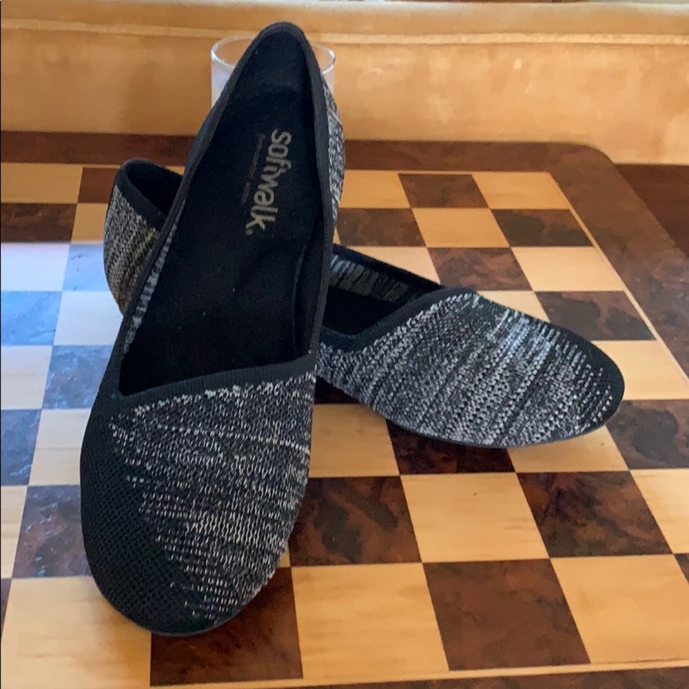 Softwalk shoes
